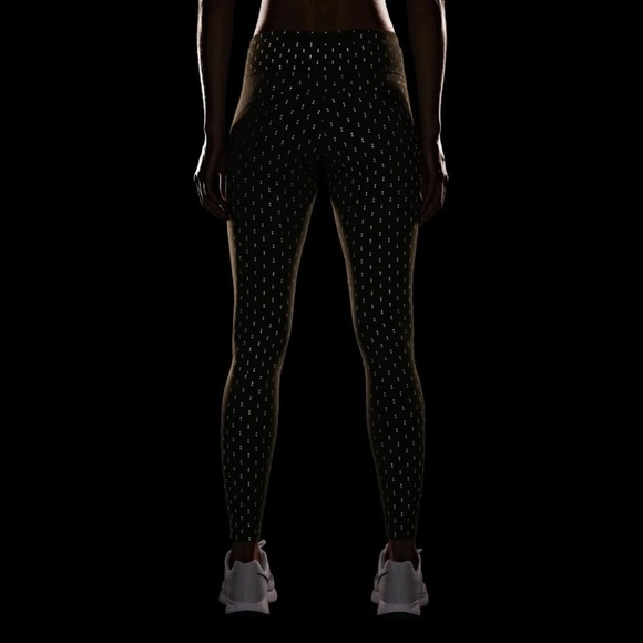 Nike Women's Dri-FIT Epic Lux Flash Running Tight - Picture 14 of 15